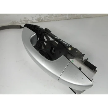 KLJUKA ZUNAJ SP LEVA Volkswagen Golf 2008 2.0 TDI VI. 1K8837205E
