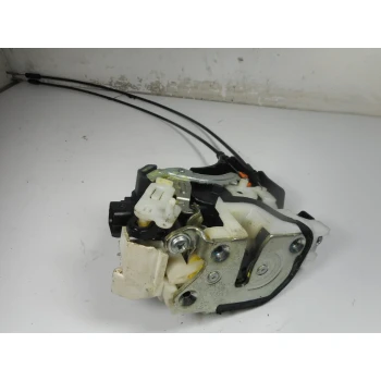 ZAKLEP  ZADAJ DESNA Peugeot 4007 2009 2.2 HDI