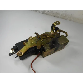 DOOR LOCK FRONT RIGHT Smart City Coupe 2002 33