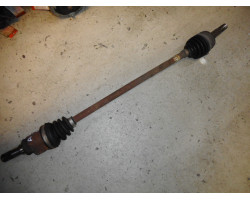 AXLE SHAFT FRONT RIGHT Peugeot 107 2007 1.0I 
