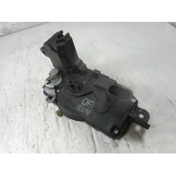 ZAKLEP SP LEVA Opel Astra 2006 1.7 DTI GTC 13210748