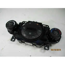 CENTRALINA COMANDO CLIMATIZZATORE Ford Fiesta 2009 1.4 8A6T-18C612-AG