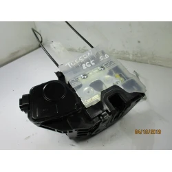 DOOR LOCK FRONT RIGHT Hyundai Tucson 2009 2.0 2WD 813202E040