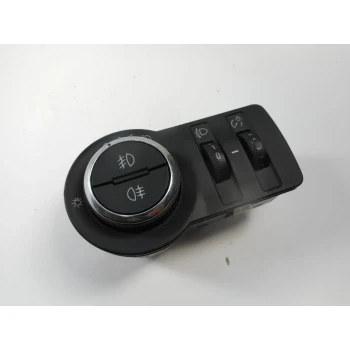 LIGHT SWITCH Opel Astra 2013 1.6 13268703