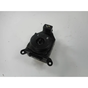 STIKALO OGLEDAL Kia Soul 2011 1.6