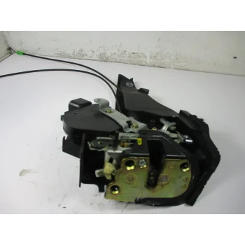 CHIUSURA SERRATURA PORTA POSTERIORE DESTRA Toyota RAV4 2004 2.0D4D