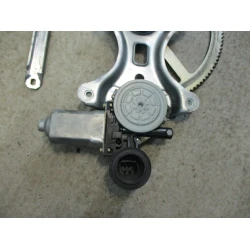 MECCANISMO ALZA VETRO ANTERIORE DESTRA Toyota RAV4 2004 2.0D4D
