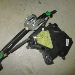 MEHANIZEM ŠIPE  ZADAJ DESNA Seat Leon 2010 1.6 16V 1K0959704AF