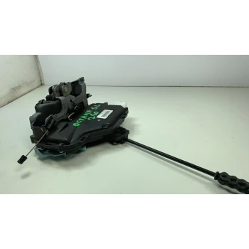ZAKLEP SP LEVA Škoda Octavia 2011 1.6TDI COMBI 3D1837015AD