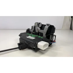 ZAKLEP SP LEVA Škoda Octavia 2011 1.6TDI COMBI 3D1837015AD