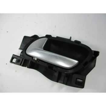 KLJUKA NOTRANJA SPREDAJ LEVA Citroën C5 2009 2.0HDI 16V TOURER