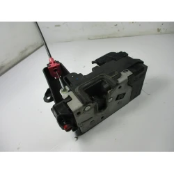 ZAKLEP ZADAJ DESNA Opel Zafira 2008 1.9 DT 16V 13210739 ZAKLEP ZADAJ DESNA Opel Zafira 2008 1.9 DT 16V 13210739