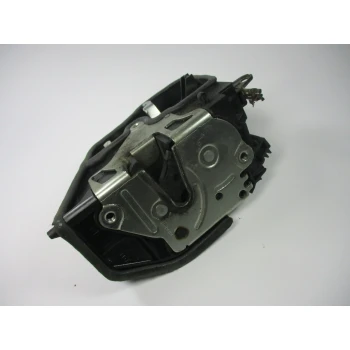 ZAKLEP  ZADAJ LEVA BMW 1 2008 120D 7202147