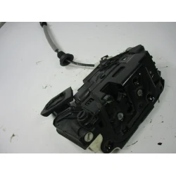 ZAKLEP ZADAJ LEVA Volkswagen Polo 2010 1.2 5K4839015F ZAKLEP ZADAJ LEVA Volkswagen Polo 2010 1.2 5K4839015F