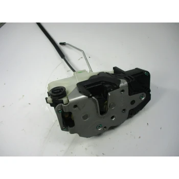 ZAKLEP  ZADAJ DESNA Opel Insignia 2009 2.0 DT 16V 13503178