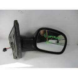 OGLEDALO DESNO Chrysler Grand Voyager 2002 2.5 CRD