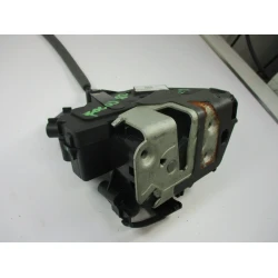 ZAKLEP  SPREDAJ DESNA Ford Focus 2012 1.0 EcoBoost SW BM5A-A21812-BE
