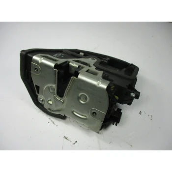 ZAKLEP  ZADAJ LEVA BMW 3 2008 318i 7060295