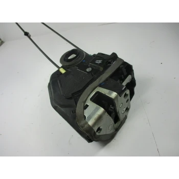 CHIUSURA SERRATURA PORTA POSTERIORE SINISTRA Toyota Verso 2010 2.0D4D 690600F030