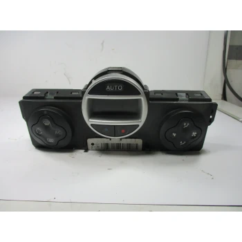 CENTRALINA COMANDO CLIMATIZZATORE Renault CLIO III 2009 1.2 16V 8200296683