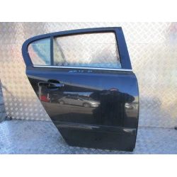 GOLA VRATA ZADAJ DESNA Opel Astra 2005 1.7DTH