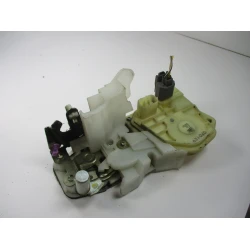 ZAKLEP  ZADAJ DESNA Honda Jazz 2007 1.2