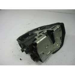ZAKLEP ZADAJ DESNA BMW 3 2006 320D TOURING 7060296 ZAKLEP ZADAJ DESNA BMW 3 2006 320D TOURING 7060296