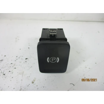STIKALO RAZNO Volkswagen Passat 2007 2.0TDI VARIANT 3C0927225C