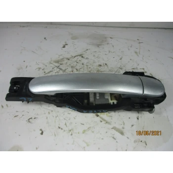 KLJUKA ZUNAJ  ZADAJ LEVA Seat Altea 2008 1.9TDI
