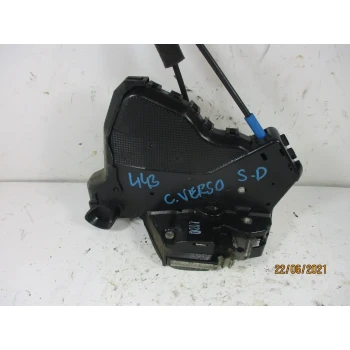 ZAKLEP  SPREDAJ DESNA Toyota Corolla Verso 2008 2.2D4D
