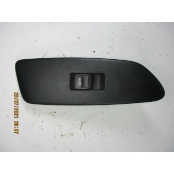 STIKALO STEKLA Toyota Auris 2011 1.6