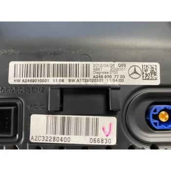 RAČUNALNIK POTOVALNI Mercedes-Benz B-Klasse 2012 180D A2469007703