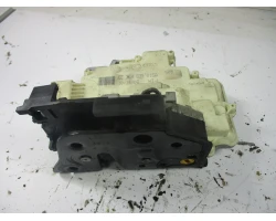 ZAKLEP  ZADAJ LEVA Volkswagen Passat 2008 1.9 TDI 3C4839015A