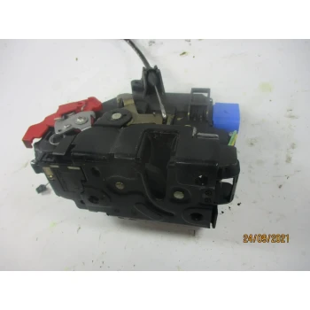 ZAKLEP SP LEVA Volkswagen Golf 2005 V. PLUS 1.9 TDI 3D1837015