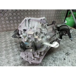 CAMBIO Toyota Auris 2013 1.6 3030002190