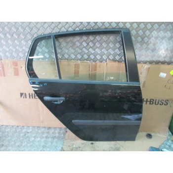 GOLA VRATA ZADAJ DESNA Volkswagen Golf 2004 V. 1.9 TDI