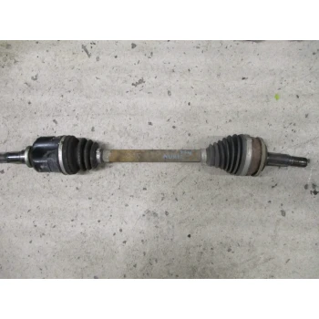 POLOSOVINA SP.LEVA Toyota Auris 2010 1.33