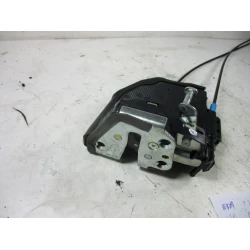 ZAKLEP  ZADAJ DESNA Toyota Auris 2013 1.6 6905005050