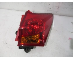 FARO POSTERIORE DESTRO Toyota Auris 2013 1.6 8155102740