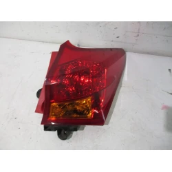 TAIL LIGHT RIGHT Toyota Auris 2013 1.6 8155102740 TAIL LIGHT RIGHT Toyota Auris 2013 1.6 8155102740