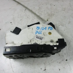 ZAKLEP SPREDAJ DESNA Seat Ibiza 2009 1.4 5N1837016A ZAKLEP SPREDAJ DESNA Seat Ibiza 2009 1.4 5N1837016A