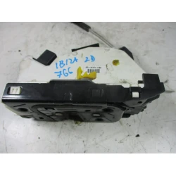 ZAKLEP ZADAJ DESNA Seat Ibiza 2009 1.4 6J0839016A ZAKLEP ZADAJ DESNA Seat Ibiza 2009 1.4 6J0839016A