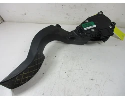 PEDAL PLINA ELEKTRIČEN Audi A4, S4 2002 1.8T