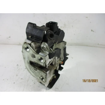 ZAKLEP  SPREDAJ DESNA Mitsubishi Colt 2008 1.3