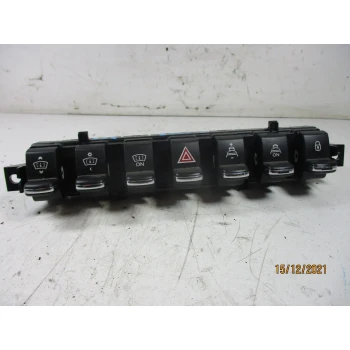STIKALO ŠTIRIH SMERNIKOV Peugeot 3008 2010 1.6 HDI 96638425XT