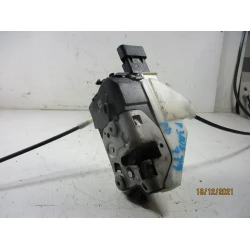 ZAKLEP  SPREDAJ DESNA Peugeot 3008 2010 1.6 HDI 732290