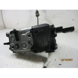 ZAKLEP  ZADAJ LEVA Peugeot 3008 2010 1.6 HDI 732297