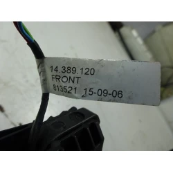 DOOR HANDLE OUSIDE FRONT RIGHT Opel Insignia 2016 2.0CDTI 4WD AUT. 14096401RH