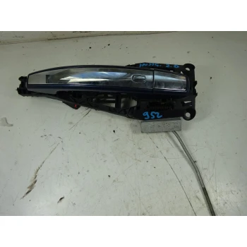 KLJUKA ZUNAJ  ZADAJ DESNA Opel Insignia 2016 2.0CDTI 4WD AUT. 813531