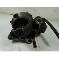 ZAGANJALNIK Renault CLIO II 2001 1.4 16V 8200266777A